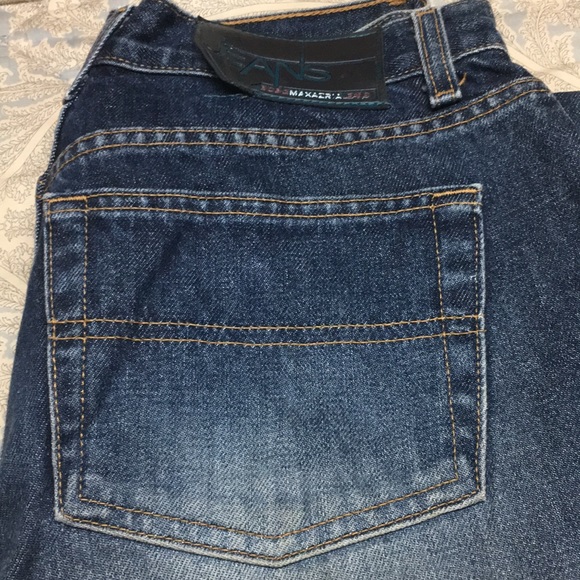 Jeans - Picture 7 of 7